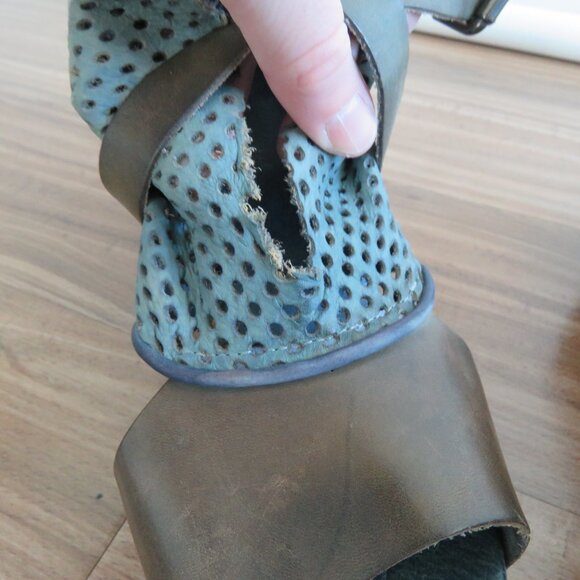 FREE PEOPLE Rendering Perforated Leather Buckle Heel Platform Clogs Boho 7.5 - Picture 13 of 14